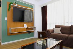 Miraflores Apartments 110 Alcanfores Street by Private Host