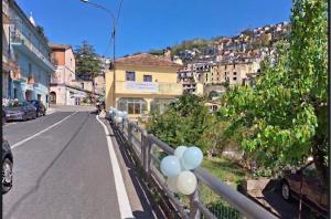 Giardino San Gerardo Maiella vista Castello e con parcheggio interno privato