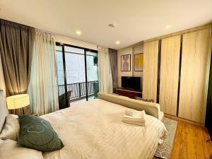 Proud Rawai bay apartments