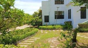 Brassiere Beach Hotel