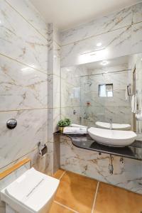 Esperanza Villas with Free Breakfast, Swimming Pool and Valley View