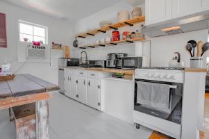 2BR Apt 8 min to Integris Monthly 15 Off #N3