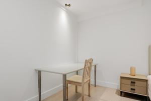 Modern Family Stay 4BR Home in Kerrisdale