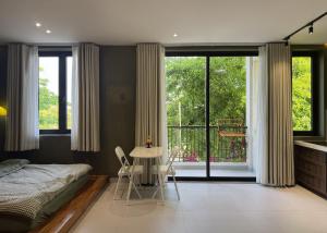 Healing home Bai Dai Beach