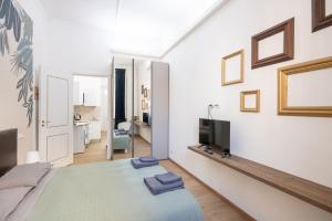 MB Home 8 • Bilo Ristrutturato con Balcone | WiFi | Self Check-in