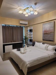 3Bedroom Suite Le Grand Eastwood Quezon City