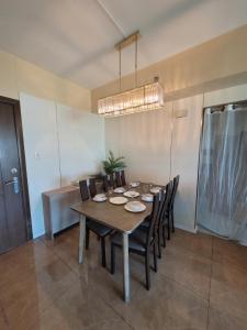 3Bedroom Suite Le Grand Eastwood Quezon City