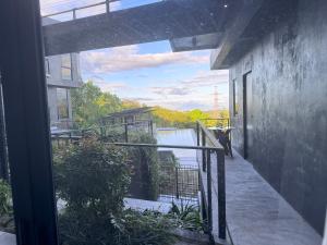 Balconea - Taal