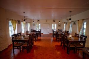 Sirukundra Garden Bungalow