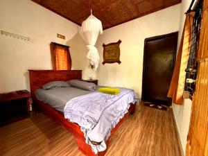 Ariel Bungalow Tetebatu