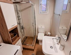 Pylos Senses - Deluxe Central Apartment with Terrace