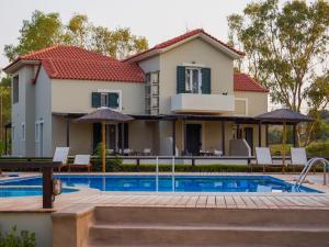 Axion Studios & Apartments
