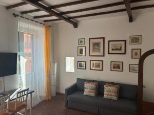 The Yellow Nest Apartment Suite in Trastevere