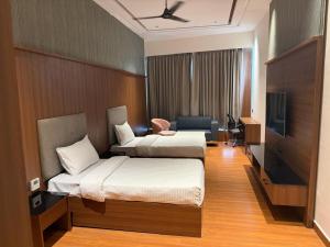 City Center Suites