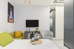 Lumina studios near Pałac Kultury i Nauki