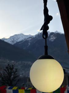 Chilux Manali
