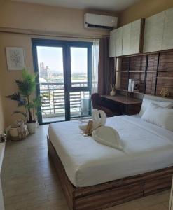 3Bedroom Suite Le Grand Eastwood Quezon City