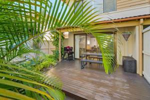 Relaxed Noosaville Living - Poolside & Walkable