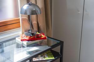 Stylish 1BR Apt, with Living Room in Central Ghent with WiFi & TV