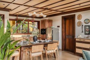 Casa Melina by Hireavilla - Stylish 1BR Private Beach House in Anjuna
