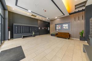 Parkwest Royale AC and Balcony with Paid parking