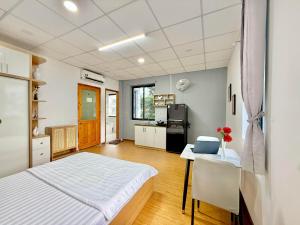 TPHomes Lakeview 122