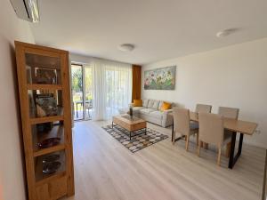 Silverbay Garden Apartement