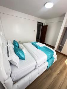 Abella Crown Apartment 3 BR