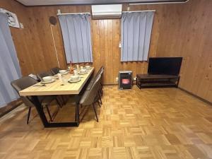 AOMORI LOVERS Minatomachi Base