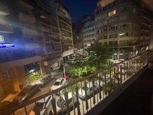 oasis apartement next to valaoritou