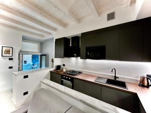 Ticinese Luxury Apartment Milano centro