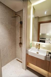 Modern JVC Studio with Pool & Parking CB-6-1-1111