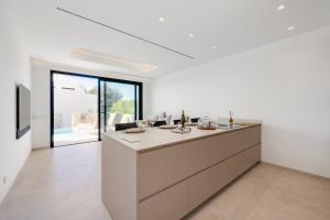 Apartemento cpiscina privada climatizada, Colinas
