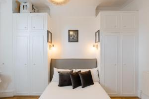 Unique 2BDR with private Patio in Battersea