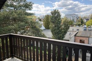 Stylish room with balcony Metro WiFi 1Gbs