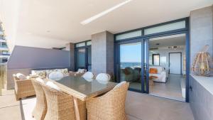 SUNSET CLIFFS elegant apartment
