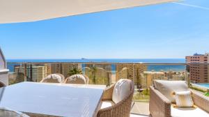 SUNSET CLIFFS elegant apartment