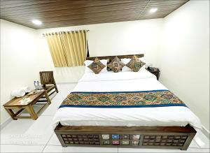 Book My Villa Royal Raj Palace Mount Abu