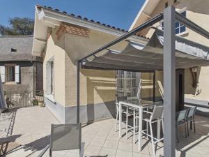 Maison pour 4 avec terrasse - centre Montignac