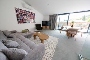 Les Suites du Parc - Appartement dexception au dernier étage avec une grande terrasse vue mer de 2 chambres face au parc Simone Veil à 2 minutes des halles
