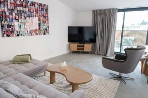 Les Suites du Parc - Appartement dexception au dernier étage avec une grande terrasse vue mer de 2 chambres face au parc Simone Veil à 2 minutes des halles