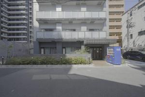 Spacious Studio in Central Osaka with Morning Sunlight50A