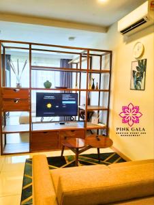Timurbay Staycation Studio Apartment - Relax with Green View & Beach View by PG Management