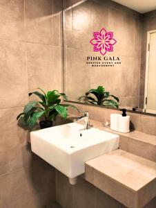 Timurbay Staycation Studio Apartment - Relax with Green View & Beach View by PG Management