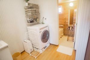 BRDIGE STAY MIYAKOJIMA - Hotel Quality, Hirara-Kuhei, Within walking distance of the beach, Within a 10-minute drive to the downtown area, Sleeps 6, Spacious private house