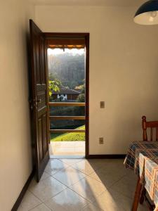 Casa de campo em meio a natureza