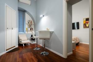 Eva Suite Downtown by ALTEREGO