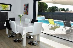 Villa 3 chambres avec piscine chauffée, Les Mathes, 8 pers