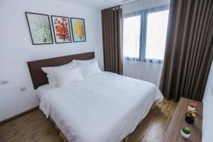 Family 2-Bedroom Apartment with Kitchen & Balcony