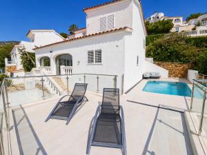 Villa con piscina privada y vistas espectaculares ALBERT VILLAS